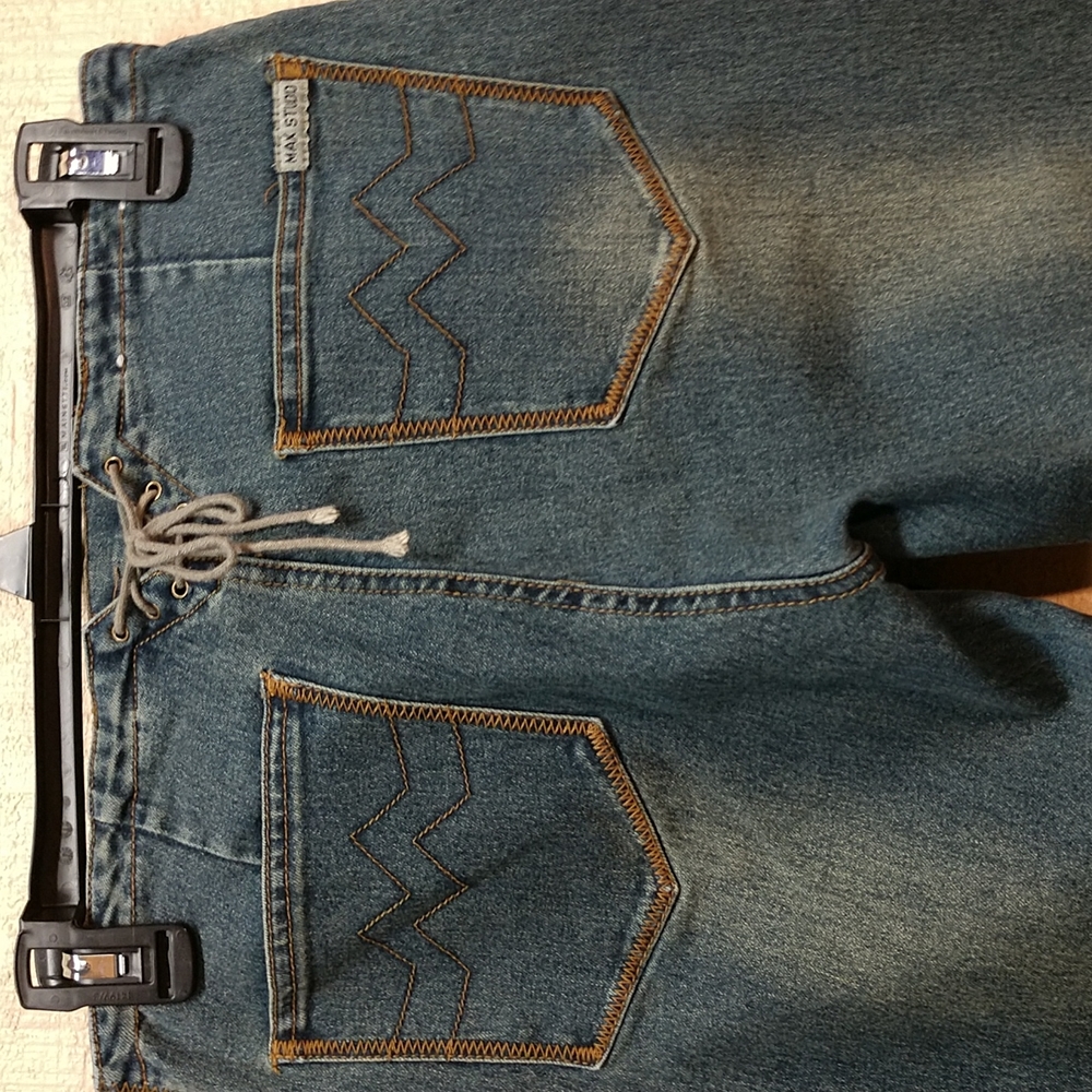 MAX Studio boho style jeans 10